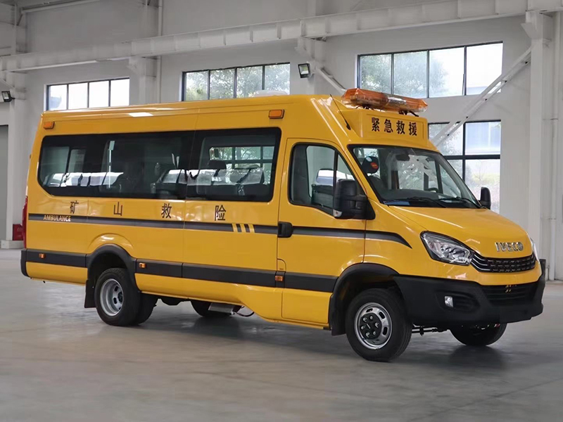 依維柯9-11座救險(xiǎn)車(chē)
