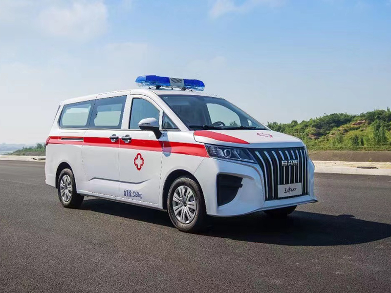 北汽，下地庫救護車