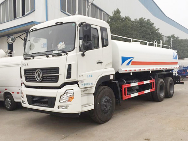 灑水車在吸水操作時(shí)需要注意的問題