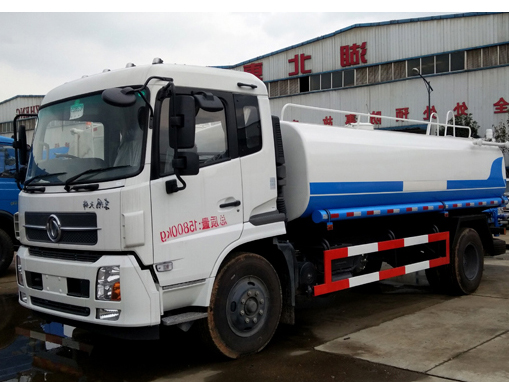 機(jī)動(dòng)車的環(huán)保標(biāo)志將按照尾氣達(dá)標(biāo)排放標(biāo)準(zhǔn)分為三個(gè)星級