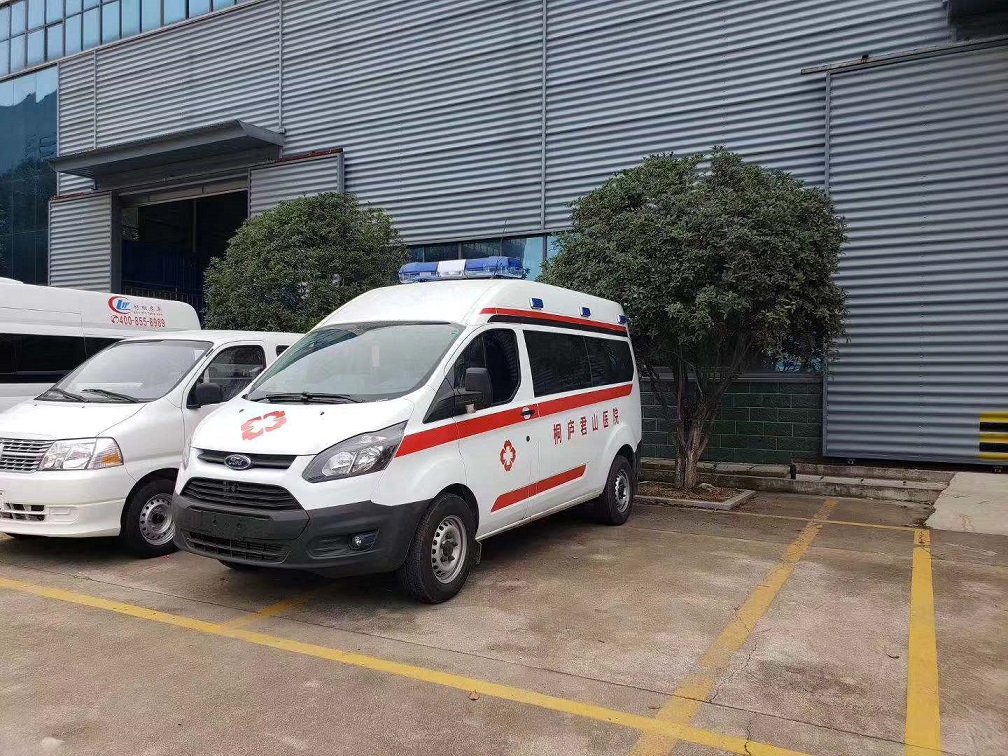 1臺(tái)福特新全順V362救護(hù)車(chē)---發(fā)往浙江桐廬山醫(yī)院
