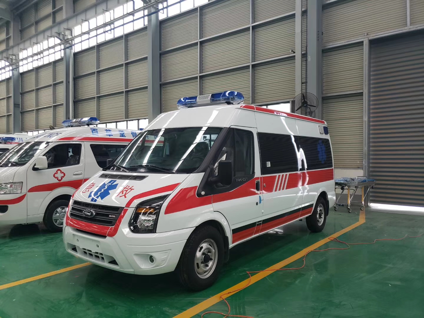 私人及公司購(gòu)買(mǎi)醫(yī)療救護(hù)車(chē)上戶(hù)需要那些手續(xù)